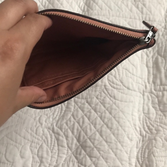 Coach wristlet - Picture 2 of 2